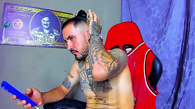 Snapshot of smoker445 chatting on October 2025 12:20:01 AM smoker445 online show from October 2025 12:20:01 AM