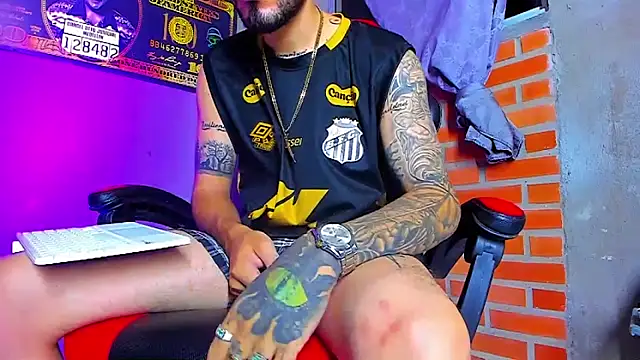 Snapshot of smoker445 chatting on November 2025 12:37:01 AM smoker445 online show from November 2025 12:37:01 AM