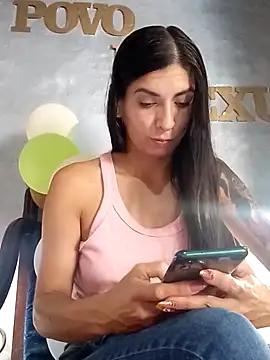 Chicavixy online show from December 2024 05:36:02 PM