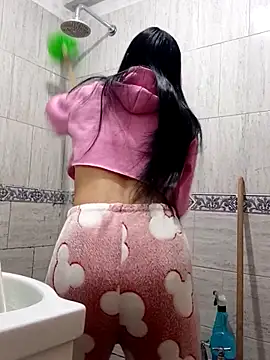 Chicavixy online show from September 2025 05:08:01 PM