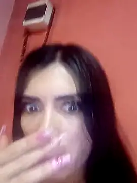 Chicavixy online show from December 2024 04:58:01 PM