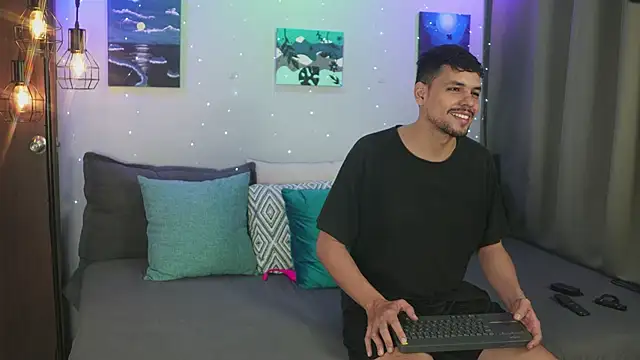 Cleoanubis- online show from November 2025 07:12:01 AM