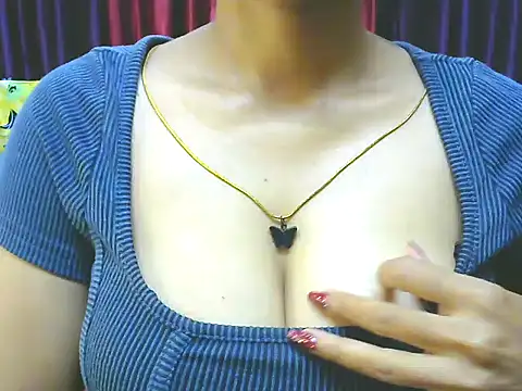 ishmita99 online show from November 2025 11:36:01 AM