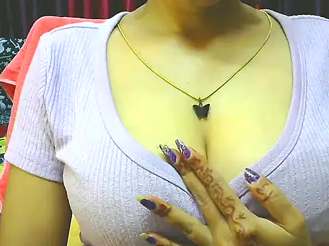 ishmita99 online show from October 2025 04:46:01 AM