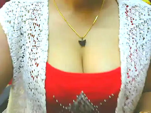 Snapshot of ishmita99 chatting on January 2025 05:28:02 PM ishmita99 online show from January 2025 05:28:02 PM