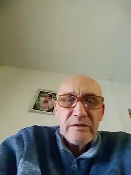 tino66 online show from October 2025 08:21:02 PM