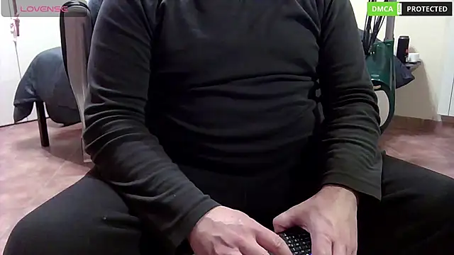 MultiOrgasmicLover online show from January 2025 09:25:02 PM