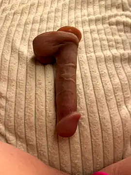 Leanaa Jolly online show from October 2025 11:55:01 AM