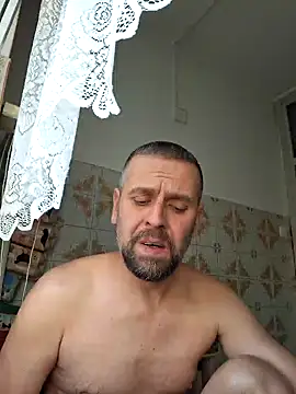 Snapshot of Huncutkuki chatting on February 2025 09:53:02 AM Huncutkuki online show from February 2025 09:53:02 AM