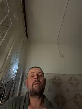 Huncutkuki online show from December 2025 11:16:01 PM