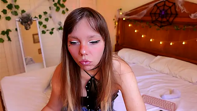 Snapshot of Ayra_Lust chatting on October 2025 02:28:01 PM Ayra Lust online show from October 2025 02:28:01 PM