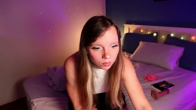 Ayra Lust online show from March 2026 10:11:01 PM