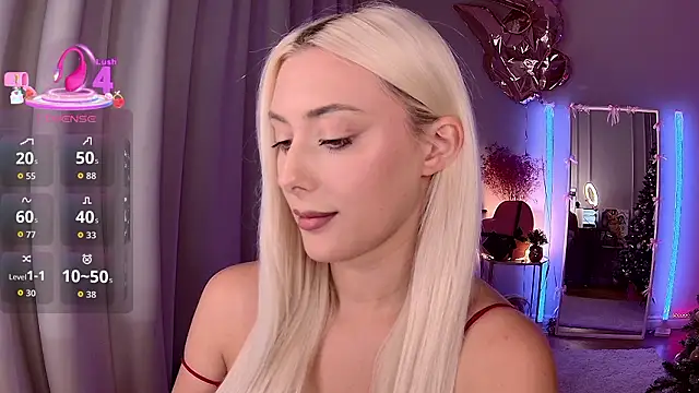 LoryWood online show from January 2026 05:28:02 PM