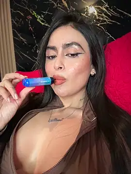 Alexandra duque online show from May 2026 09:12:02 PM