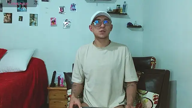 samfox  online show from December 2024 02:26:01 AM