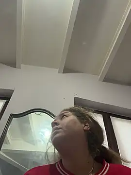 Snapshot of andreinitahg chatting on March 2025 07:01:01 AM andreinitahg online show from March 2025 07:01:01 AM