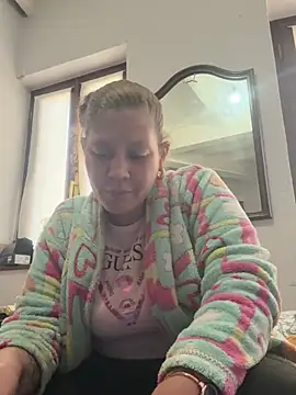 Snapshot of andreinitahg chatting on January 2025 11:17:01 AM andreinitahg online show from January 2025 11:17:01 AM