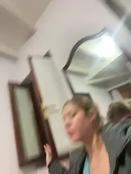 Snapshot of andreinitahg chatting on January 2025 01:10:01 AM andreinitahg online show from January 2025 01:10:01 AM