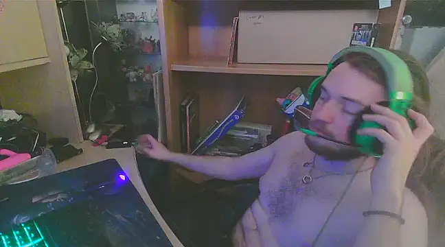 Snapshot of nicolasdumand21 chatting on February 2025 08:32:02 PM nicolasdumand21 online show from February 2025 08:32:02 PM