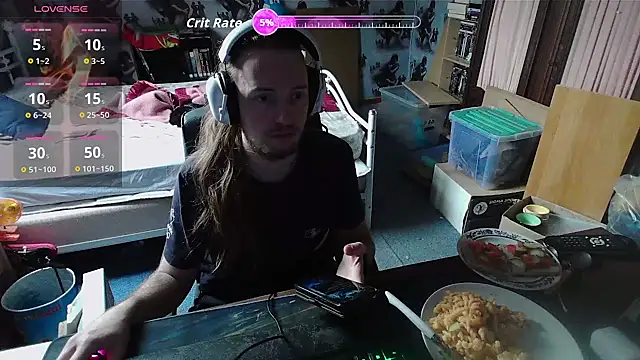 nicolasdumand21 online show from December 2025 01:44:02 PM