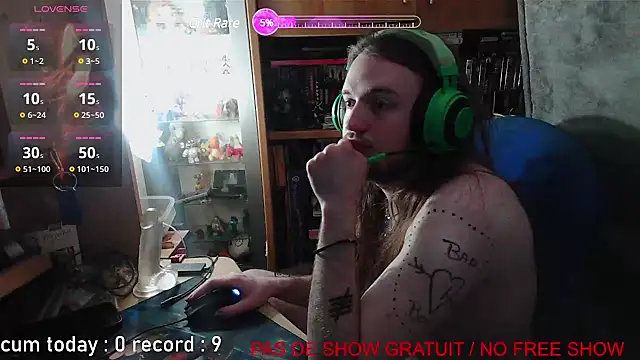 Snapshot of nicolasdumand21 chatting on January 2025 12:41:02 PM nicolasdumand21 online show from January 2025 12:41:02 PM