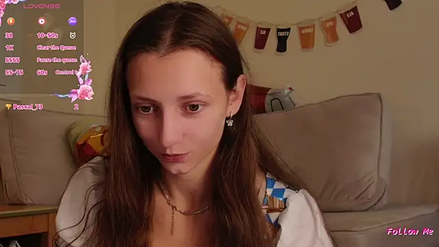 Milky flexy cat online show from September 2025 12:11:02 PM