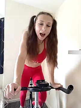 Milky flexy cat online show from September 2025 01:12:01 PM