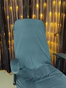 Snapshot of Tanvi-patil chatting on March 2025 04:33:01 PM Tanvi-patil online show from March 2025 04:33:01 PM