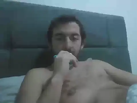 laynufff online show from November 2025 06:30:01 PM