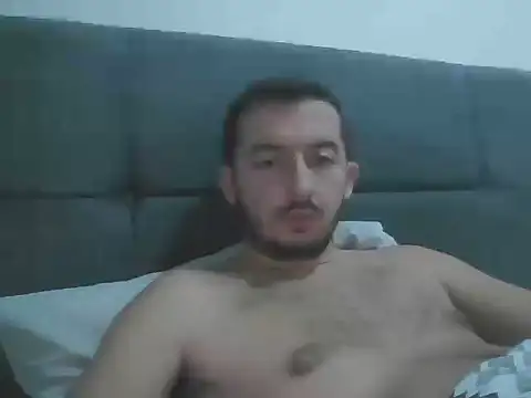 laynufff online show from December 2025 05:14:01 PM