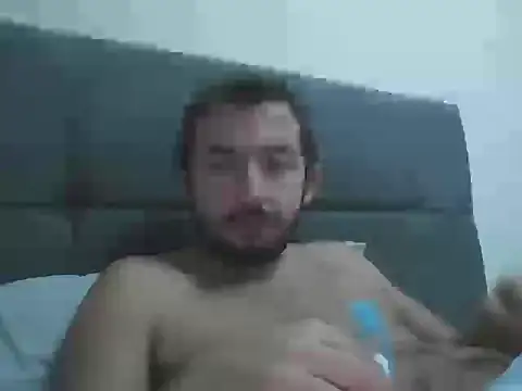 laynufff online show from November 2025 05:28:02 PM