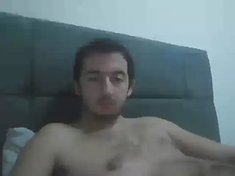 laynufff online show from November 2025 05:45:02 PM