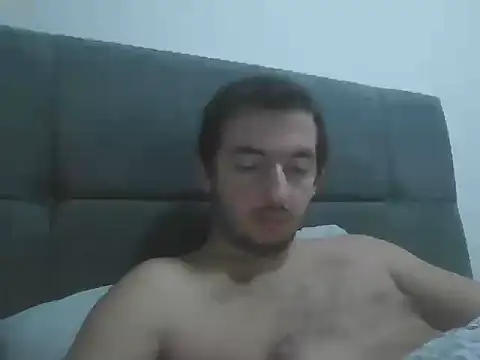 laynufff online show from November 2025 05:02:01 PM