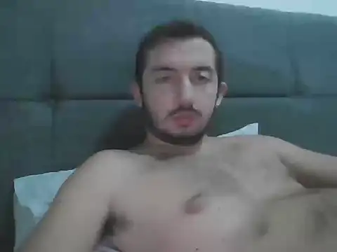 laynufff online show from October 2025 04:58:02 PM