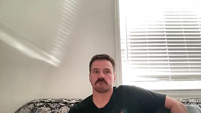 steelwood303 online show from December 2025 08:52:01 PM