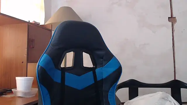 yohatinelly07 online show from November 2025 02:32:01 PM