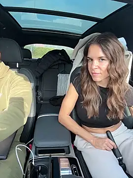 JuicyFruits93 online show from February 2026 10:44:01 AM