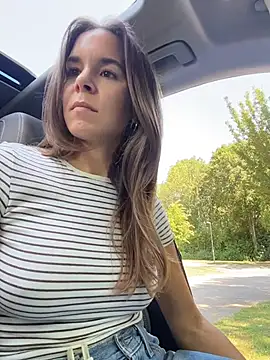 JuicyFruits93 online show from July 2026 11:50:01 AM