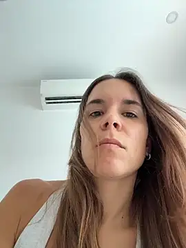 JuicyFruits93 online show from May 2026 06:49:01 AM