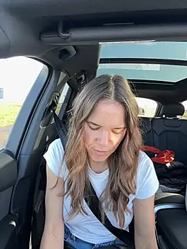 JuicyFruits93 online show from February 2026 11:07:01 AM