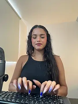 rossth1 online show from March 2026 07:12:02 PM