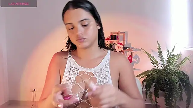 rossth1 online show from November 2025 07:03:01 PM