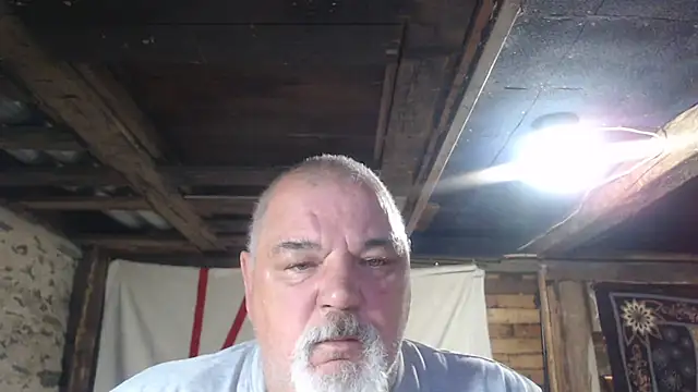 Newfiesausage1972 online show from July 2026 10:06:02 AM