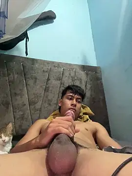 grandiiusus online show from March 2026 10:22:02 PM