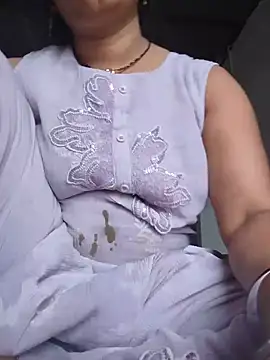 Snapshot of Simaran_bhabhi chatting on June 2026 01:44:02 AM Simaran bhabhi online show from June 2026 01:44:02 AM