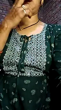 Snapshot of Simaran_bhabhi chatting on March 2025 04:03:01 PM Simaran bhabhi online show from March 2025 04:03:01 PM