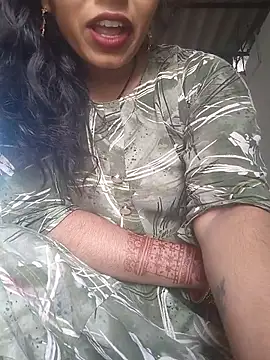Snapshot of Simaran_bhabhi chatting on October 2025 01:17:02 AM Simaran bhabhi online show from October 2025 01:17:02 AM