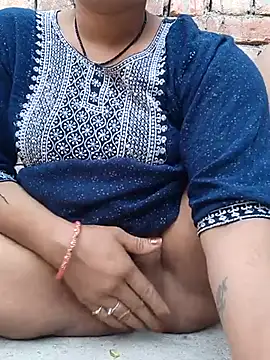 Snapshot of Simaran_bhabhi chatting on March 2025 12:23:02 PM Simaran bhabhi online show from March 2025 12:23:02 PM