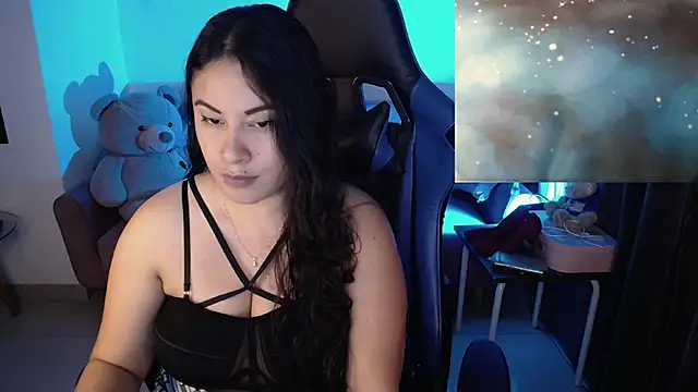 LauraHawkes online show from March 2025 01:22:01 AM