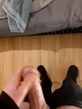 passion4it5 online show from December 2024 04:57:01 PM